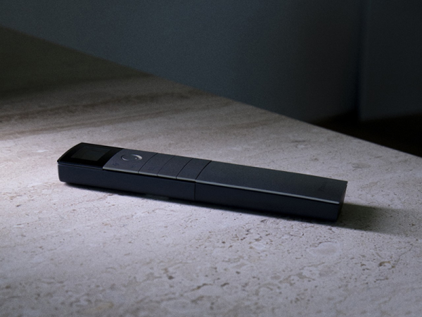 Daikin FTXJ20AS9 Emura WiFi Wandgerät Silber 2,0 kW | Raumgröße 20 - 25 m²