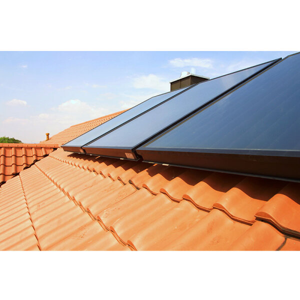 Daikin Solarthermie Set für 5 Personen Haushalt Solaris Druckanlage Aufdach 3 x EKSV21P Solarpanel