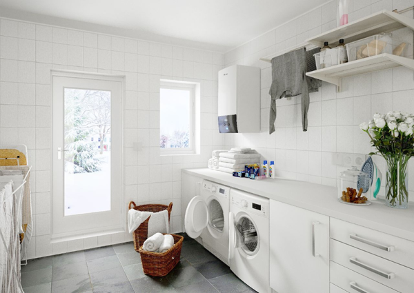 Daikin Altherma 3 H HT W Set EPRA16DW17 + ETBX16E9W7  Wärmepumpe + Hydrobox mit 9 kW Heizstab 400 V