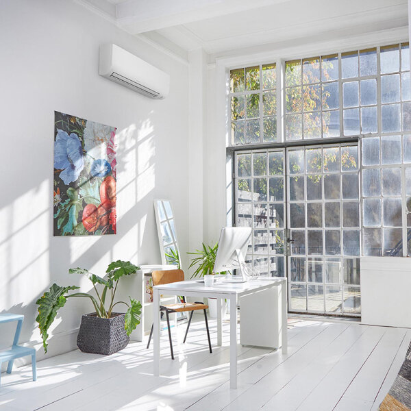 Daikin FTXP25N9 Wandgerät Comfora 2,5 kW WiFi - R32 | Raumgröße 25 - 30 m²