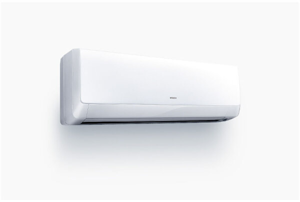 Hitachi Set RAK-25RXE + RAC-25WXE Wandgerät Shirokuma 2,5 kW für 1 Raum 25 - 30 m²