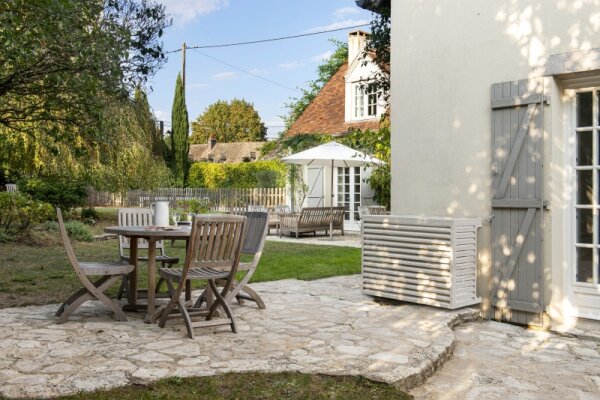 Devaux Verkleidung Modell "Performance"  für Klimaanlagen & Wärmepumpen Außengeräte